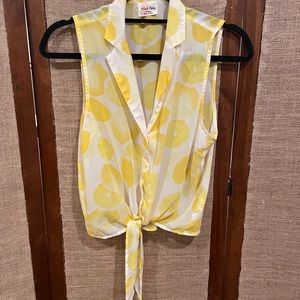 🍋Black Poppy shear lemon tank🍋